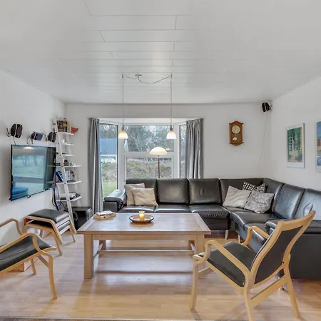 Dom wakacyjny Vicktoria - 500m To The Fjord By Interhome